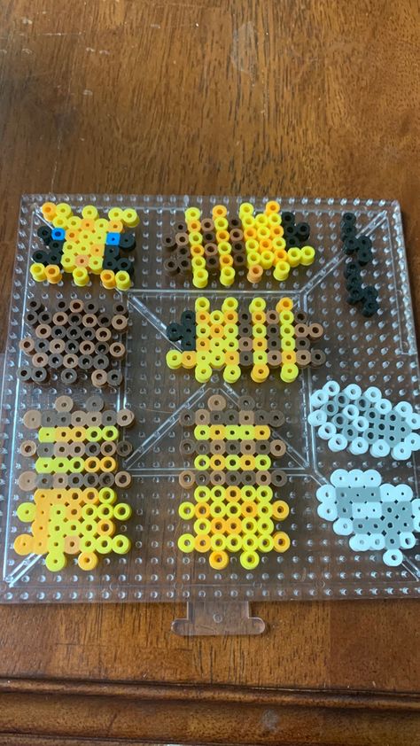 Has bee dimensions Minecraft Bee Perler Beads 3d Pattern, 3d Bee Perler Bead Pattern, Minecraft Bee Painting, Minecraft Bee Perler Bead Pattern, Minecraft Bee Perler Beads 3d, Minecraft 3d Pixel Art, Minecraft Bee Lights, Perler Beads Bee, Minecraft Bee Perler Beads