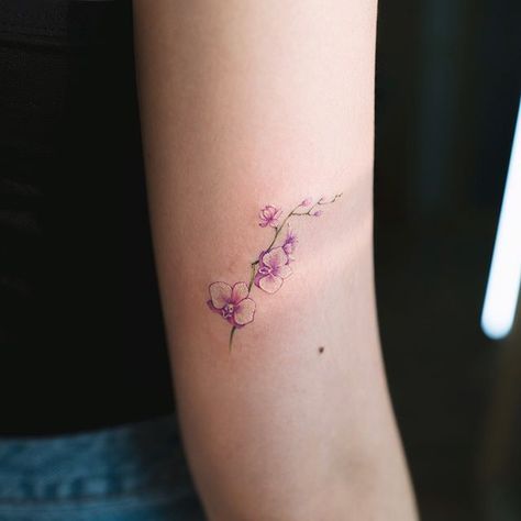 Orchid Flower Tattoos, Orchid Tattoo, Tatuaje A Color, Tattoo Designs And Meanings, Tattoos For Daughters, Flower Tattoo Designs, Mom Tattoos, Little Tattoos, Piercing Tattoo