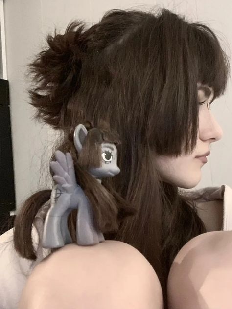 Mlp Inspired Hair, Cute Hairstyles Half Up, Milkmaid Hair, Mlp Hairstyles Ideas, Mlp Hair Ideas, Ponytown Hairstyles, Ponytown Hair, Mlp Hairstyles, Mlp Hair