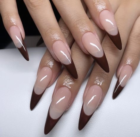 Brown Frenchies, Best Fall Nails, Maquillage On Fleek, Long Stiletto, Stiletto Nails Designs, French Acrylic Nails, Dope Nail Designs, Classy Acrylic Nails, Shiny Nails