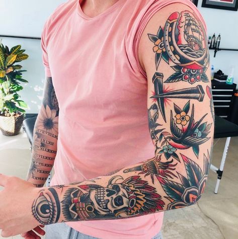 Old School Tattoo Sleeve, Man With Tattoos, Many Tattoos, Traditional Tattoo Old School, Traditional Sleeve, Tattoo Old School, Traditional Tattoo Sleeve, Old School Tattoo Designs, Leg Sleeve Tattoo