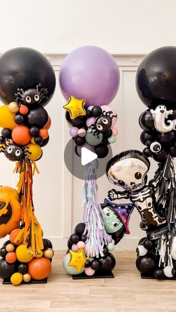 Halloween Balloon Decorations Ideas, Easy Halloween Backdrop Ideas, Halloween Balloon Columns, Halloween Decorations Balloons, Halloween Balloon Ideas, Halloween Balloon Decor, Spooky Balloons, Halloween Balloon Garland, Pumpkin Balloons