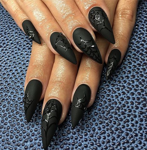 Spiderweb Stilleto Nails, Matte Black Spider Web Nails, Spiderweb Nails, Spider Web Nails, Black Stiletto Nails, Sharp Claws, Witch Coven, Acrylic Nails Designs, Arabic Tattoo