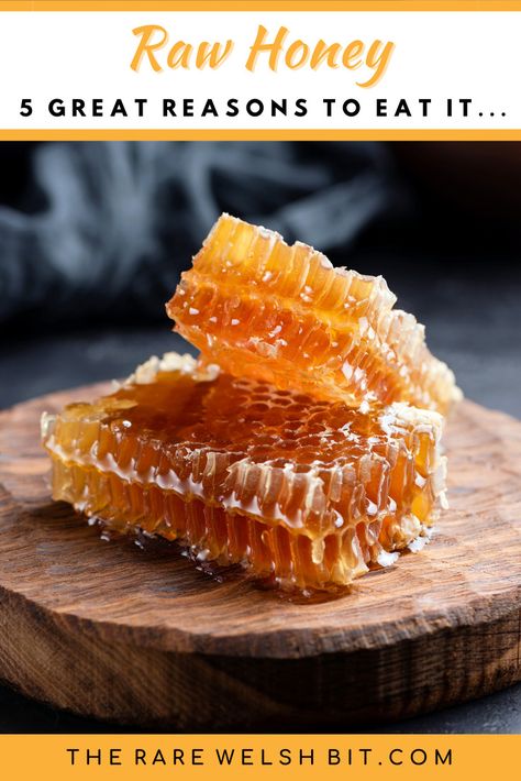 5 amazing benefits and uses of raw honey for your health. #rawhoney #honey #healthyfoods Raw Honey Benefits, Aesthetic Health, Honey Photography, Tattoo Health, Honey Benefits, Elderberry Syrup, Bee Tattoo, Honey Recipes, Organic Honey