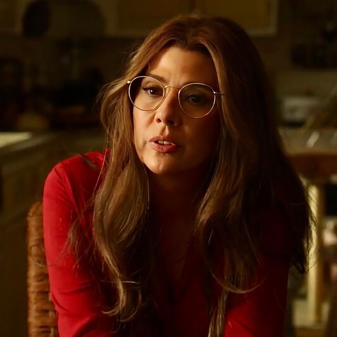 #auntmay #marisatomei #nowayhome #avengers #mcu #ucm Marisa Tomei Glasses, Marissa Tomei, Glasses Inspo, Marisa Tomei, Marvel Studios, Marvel Universe, Marvel Comics, Avengers, Spiderman