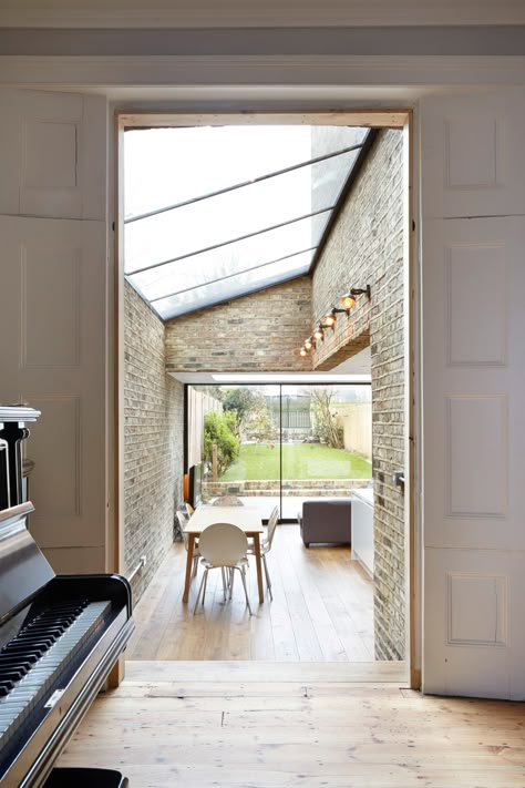 Terraced House Interior, Terrace Lighting, Side Return Extension, Kitchen Extensions, Victorian Terrace House, Room Extensions, Glass Extension, House Extension Design, Garden Terrace