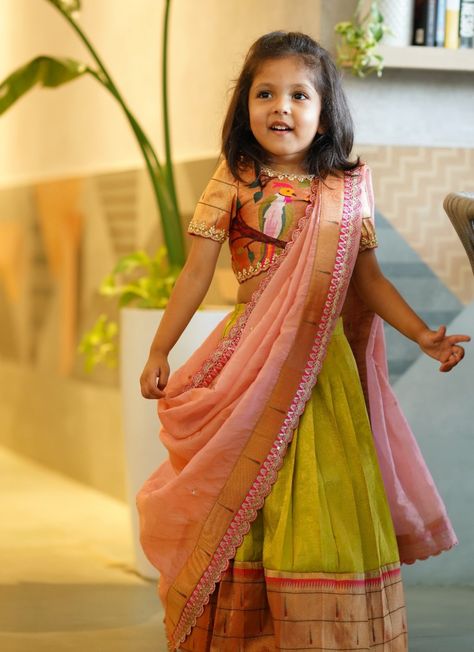 Traditional Baby Dresses, Baby Lehenga, Indian Dresses For Kids, Traditional Baby Clothes, Kids Indian Wear, Kids Party Wear Dresses, Kids Ethnic Wear