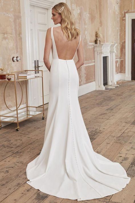 Square Neck Wedding Dress, Justin Alexander Bridal, Justin Alexander Wedding Dress, Wedding Dress Buttons, Square Neckline Dress, Crepe Wedding Dress, White Bridal Dresses, Fit And Flare Wedding Dress, Back Wedding Dress