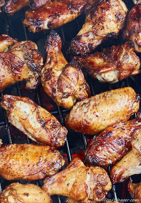 Irresistible, smoky, crispy and addictive chicken wings on the grill. Marinated in olive oil, herbs and soy sauce. Lip-smacking delicious! Chicken Wings On The Grill, Wings On The Grill, Casserole Dinners, Man Recipes, Grilled Chicken Wings, Drumstick Recipes, French Recipes, Char Siu, Parmesan Chicken