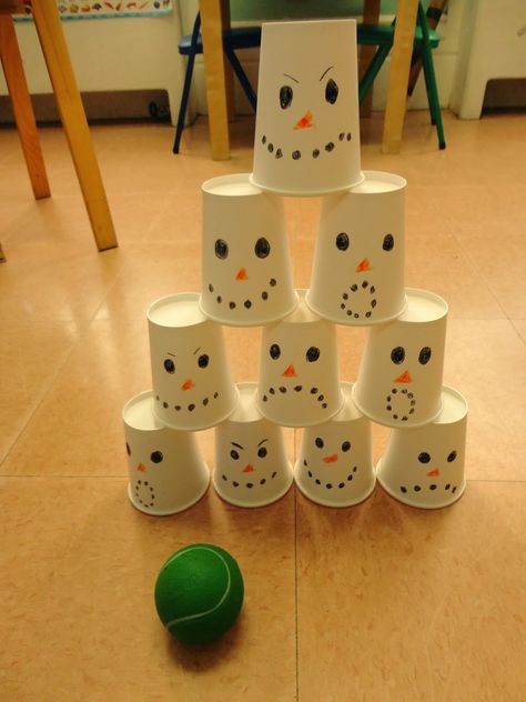 Snowman Eyfs Activities, Snowman Bowling For Kids, Snowman Activities Preschool, Snowman Bowling, Stem Snowman, Winter Sports Crafts, Snowman Activity, Snowman Activities, January Craft