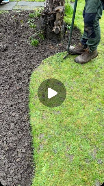 Edgers Landscape, Lawn Borders Edging, Best Lawn Edger, Unclogging Drains, Garden Edging Ideas Cheap, Plastic Garden Edging, Satisfying Cleaning, Garden Lawn Edging, Garden Edger