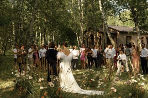 The Wed, Wedding Potluck, Outdoor Wedding Aesthetic, Colorful Wedding Party, Laidback Wedding, Potluck Wedding, Backyard Wedding Photography, Garden Elopement, Meadow Wedding