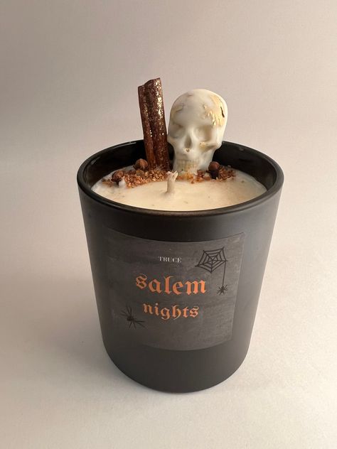 Salem Nights Candle Witchy Candle, Witch Candle, Halloween Candle Ideas, Candle Ideas Creative, Halloween Candle, Halloween Candles Diy, Halloween Alcohol, Gothic Candles, Spooky Candles