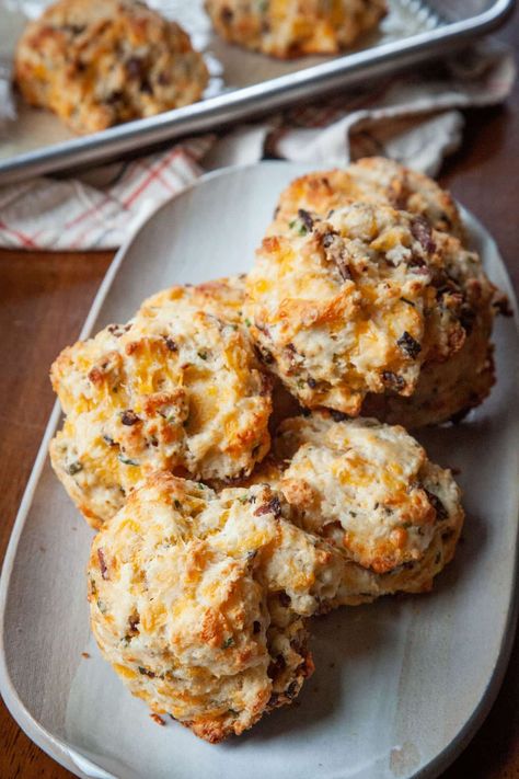 Bacon Biscuits, Make Biscuits, Biscuit Bar, Chopped Ham, Savory Cheese, Cheddar Biscuits, Drop Biscuits, Pepper Jack Cheese, Sharp Cheddar