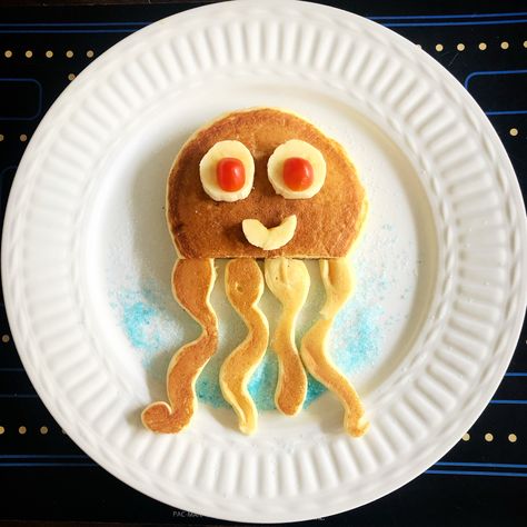 Animal Pancakes Kids, Kid Pancake Ideas, Pancake Animals For Kids, Pancake Animals, Animal Pancakes, Fun Kid Breakfast, Pancake Ideas, Kids Pancakes, Halloween Breakfast