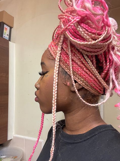 Hair Color For Braids Black Women, Pink Braids Dark Skin, Pink And Blonde Braids With Beads, Colored Protective Styles, Pink Protective Styles, Light Pink Knotless Braids, Valentine’s Day Braids, Pink Brown And Blonde Knotless Braids, Brown Pink And Blonde Braids