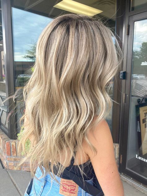 Blonde Balayage Light Roots, Blond Highlights Mid Length Hair, Mid Length Blonde Highlighted Hair, Preppy Hair Highlights, Full Head Highlights Dirty Blonde Hair, Mid Length Ash Blonde Hair, Blond Highlights On Brown Hair Medium Length, Ashy Blonde Hair With Highlights, Utah Haircut