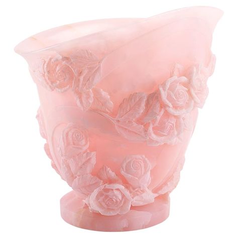 Rose Sculpture, Sculpture Vase, Marble Block, Marble Vase, Salon Art, Onyx Marble, Art Ancien, Outdoor Decorating, Unique Sculptures