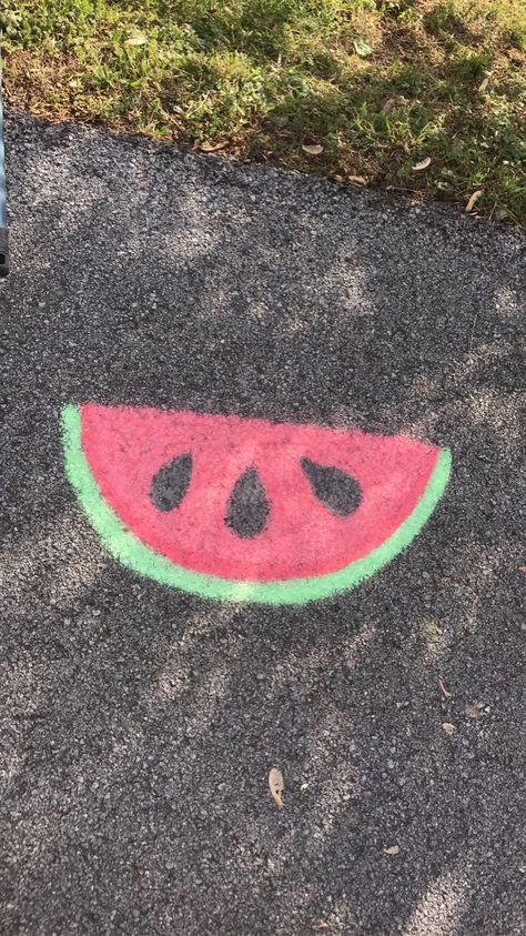 Pictures To Draw With Chalk, Simple Sidewalk Chalk Art, Pavement Art Sidewalk Chalk, Watermelon Chalk Art, Easy Chalk Doodles, Chalk Art Ideas Easy Aesthetic, Chalk Art Fruit, Easy To Draw Chalk Art, Thing To Draw With Chalk