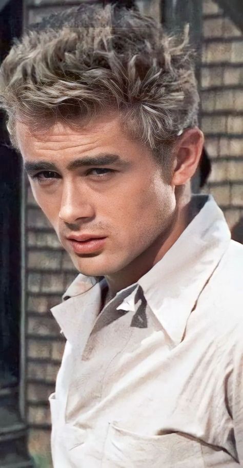 James Dean Haircut, James Dean Pictures, James Dean Style, James Dean Photos, Young Johnny Depp, Jimmy Dean, Actor James, Who's Who, Hooray For Hollywood