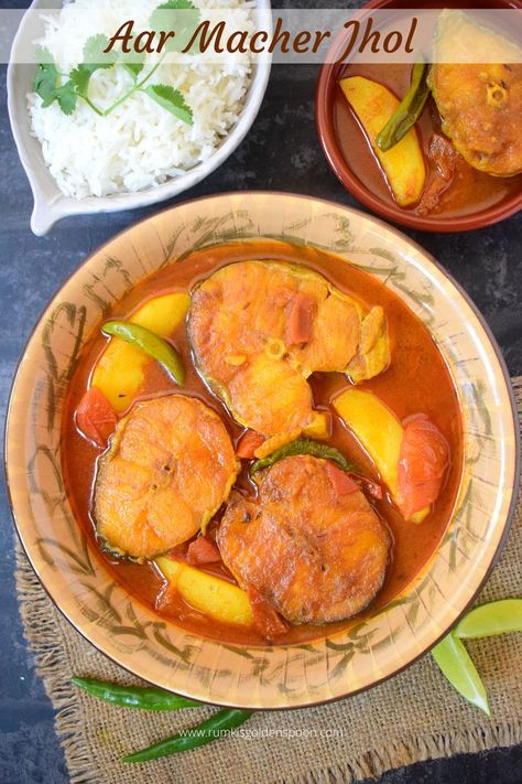 aar macher recipe, aar macher jhol, bengali macher jhol, bengali macher jhol recipe, macher jhol bengali recipe, macher jhol bengali fish curry, aar macher recipe in bengali, how to make macher jhol, bengali macher recipe, macher patla jhol, aar macher jhol recipe, bengali aar macher jhol recipe, how to make aar macher jhol, aar macher jhal recipe, aar macher patla jhol, aar macher rosha, Bengali style fish curry Bengali House, Macher Jhol, Bengali Fish Curry, Tomato Gravy, Tasty Recipes Videos, Fish Curry, Curry Chicken Recipes, Steamed Rice, West Bengal