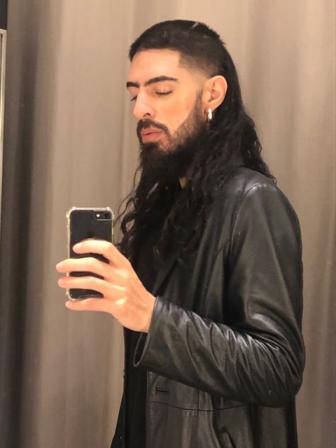 Selfie in my favorite leather jacket, growing out the skullet Fairy Mullet, Skullet Hair, Skullet Haircut, Long Hair Men Style, Hair Men Style, Flat Top Haircut, Long Hair Men, Long Hair Guys, Mullet Haircut