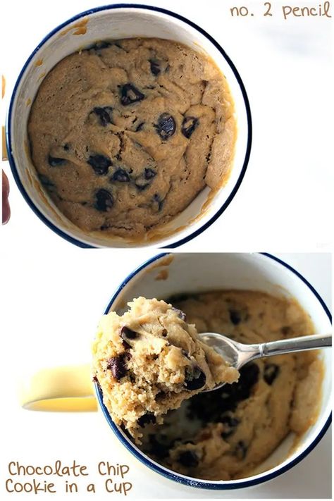 31 Microwave Recipes That Are Borderline Genius Cookie In A Cup, Microwave Chocolate Chip Cookie, Microwave Dessert, Cookie In A Mug, Cup Print, Mug Recipes, Cookie Cups, Microwave Recipes, Egg White