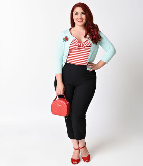 Plus Size 1950s Rockabilly Style Black High Waist Stretch Capri Pants $62.00 AT vintagedancer.com Rockabilly Fashion Plus Size, Plus Size Rockabilly, 1950s Rockabilly, Rockabilly Outfits, Rockabilly Style, Pin Up Outfits, Look Retro, Plus Size Vintage, Rockabilly Dress