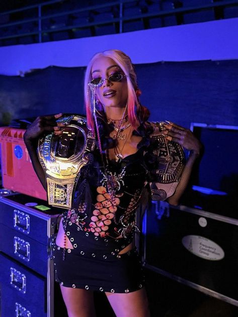 Mercedes Mone the AEW TBS Champion & NJPW Strong Women Champion Mercedes Mone, Wwe Sasha Banks, Eddie Guerrero, Wwe Pictures, Pro Wrestler, Sasha Bank, Mexican American, Wwe Womens, Professional Wrestler