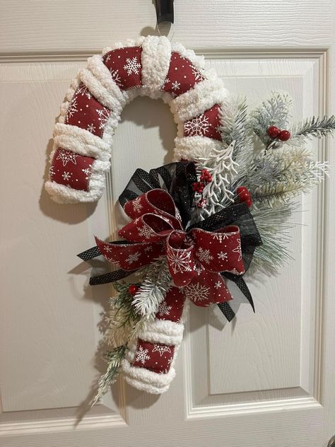 Yarn And Ribbon Wreath, Candy Cane Wreath Diy, Busted Canvas, Christmas Yarn Wreaths, Christmas Wreath Designs, Christmas Wreath Candy, Shallow Shelves, Candy Cane Crafts, Dollar Store Christmas Crafts