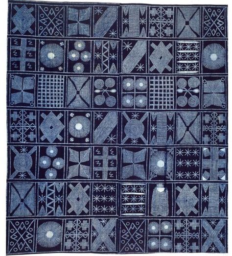 ADIRE FABRIC | Africa | Adire cloth woman's wrapper. Yoruba ... | African fabric Adire Cloth, Indigo Quilt, African Textile, African Textiles, African Pattern, Ethnic Patterns, African Design, African Fabric, National Museum