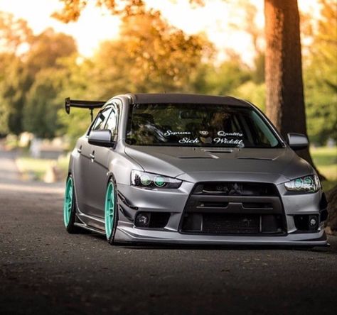 • @seaairraw • Evo X Super Pictures, Slammed Cars, Motor Mobil, Mitsubishi Cars, Stance Cars, Lancer Evo, Gundam Wallpapers, Evo X, Mitsubishi Evo