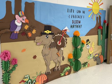 Desert Theme Classroom Decorations, Rodeo Ideas, Habitats Projects, Maulid Nabi, Exhibition Ideas, Classroom Layout, Desert Animals, Animal Room, Hall Decor