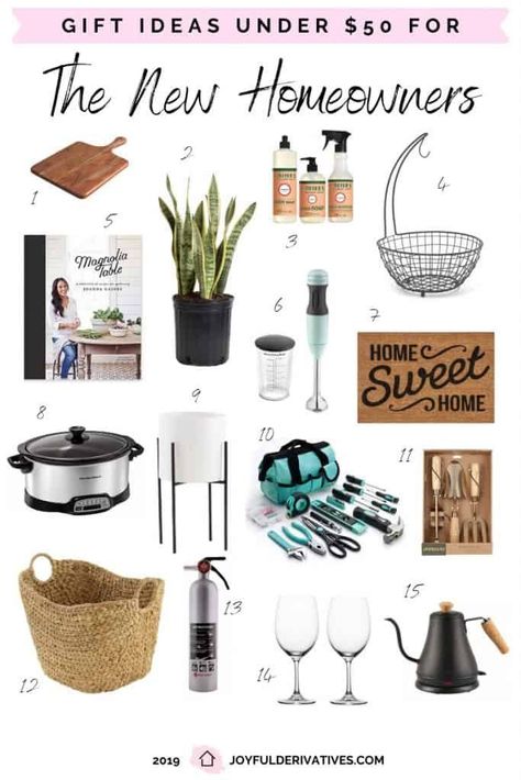 15 Practical Gifts for New Homeowners / Grab one of these unique gifts for the new homeowner on your list! Whether it’s for their first home housewarming party or Christmas, these non-DIY gifts are stylish and functional for their new house! #housewarming #newhousegift #giftguide #giftideas New Home Owner Gifts, Homewarming Gifts Ideas, Traditional Housewarming Gifts, Gifts For New Homeowners, Practical Housewarming Gifts, Homeowner Tips, Housewarming Gift Baskets, Homeowner Gift, Personalized Housewarming Gifts