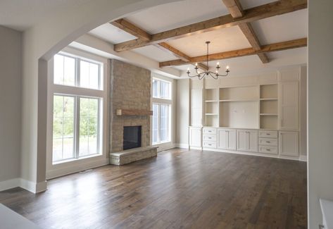 Built In Tall Ceiling, Coffered Ceiling Wood Beams, Fireplace With Tray Ceiling, Wood Beams In Tray Ceiling, Great Room Ceiling Ideas, Wood Beams On Ceiling Living Room, Beams In Tray Ceiling, Beams In Great Room, Tray Ceiling Ideas Living Room