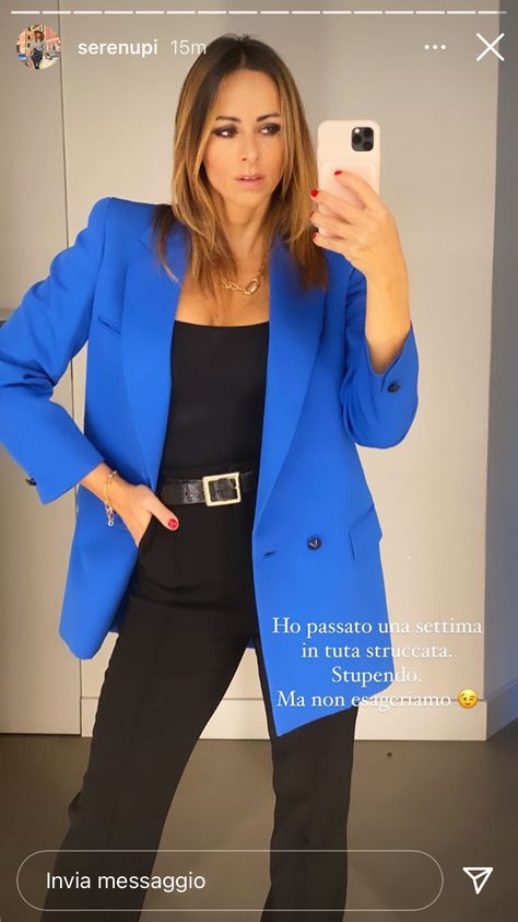 Electric Blue Blazer Outfits For Women, Blue Blezars Outfit, Blue Leather Blazer Outfit, Blue Blazer Outfits For Women Formal, Outfit Blazer Blu, Outfit Blazer Bleu, Electric Blue Blazer Outfit, Bright Blue Blazer Outfit, Royal Blue Jacket Outfits Women