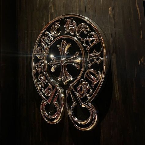 Chrome Hearts Aesthetic Pfp, Chrome Hearts Jewelry Aesthetic, Chrome Hearts Pfp, Chrome Hearts Wallpaper, Chrome Hearts Aesthetic, Chrome Hearts Jewelry, Chrome Hearts Ring, Give Me A Break, Heart Accessories