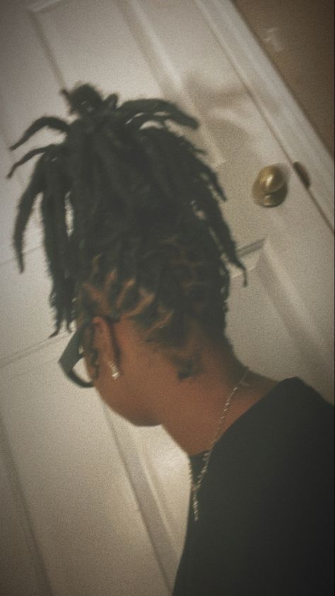 Pineapple With Locs, Pineapple Ponytail Loc Style, Loc Pineapple Style, Pineapple Loc Style Short, Pineapple Style On Locs, Updo Hairstyles Locs, Loc Pineapple Styles Black Women, Pineapple Locs Style, Pineapple Ponytail With Locs