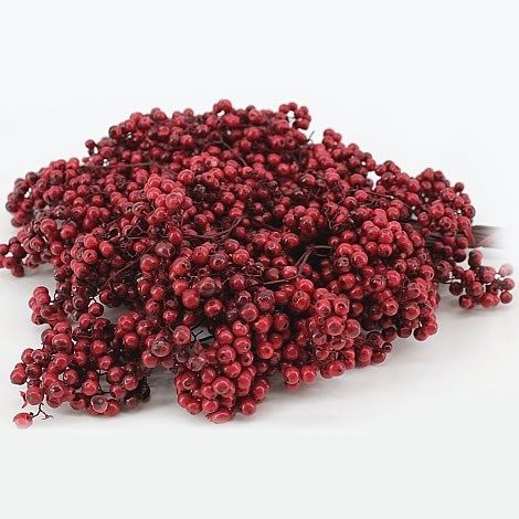 December Flowers, Pepper Berries, Burgundy Color Scheme, Flower Bunches, Dutch Flowers, Burgundy Colour, Flower Guide, Florist Supplies, Christmas Arrangements