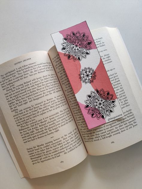 Boho Mandala Art Simple, Mandala Bookmark Ideas, Boho Art Bookmark, Easy Boho Painting Ideas, Mandala Art Bookmark, Mini Mandala Art, Boho Bookmarks, Painting Recreation, Coloured Mandala