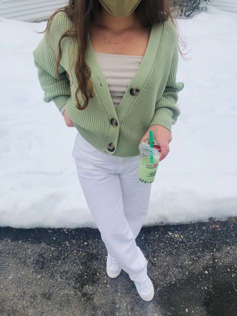 outfit inspo Light Green Sweater Outfit, Green Sweater Outfit, Light Green Sweater, Clothing Board, Sweater Outfit, Green Outfit, Green Sweater, Dream Clothes, School Outfits