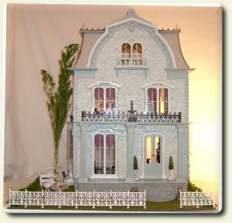 Greenleaf Dollhouse, Empire Architecture, Glitter Houses, Miniature Rooms, Easy Art, Dollhouse Kits, Art Easy, Small Houses, Miniatures Tutorials