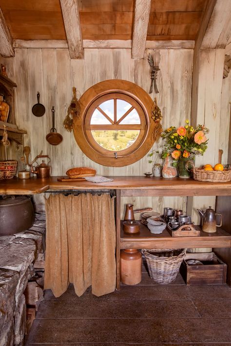 Chalet Kitchen, Cottage Fairytale, Hobbit Garden, Deco Cinema, Small Space Inspiration, Country Living Uk, Cottagecore Home, Hobbit Hole, Hobbit House