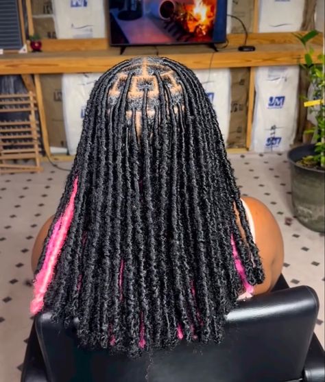 Soft Loc Barrel Twist, Barrel Soft Locs, Soft Locs With Barrel Ends, Fake Hair Braids, Really Curly Hair, Exotic Hairstyles, Braided Hairstyles For Black Women Cornrows, Hair Braid Videos, African Hair Braiding Styles