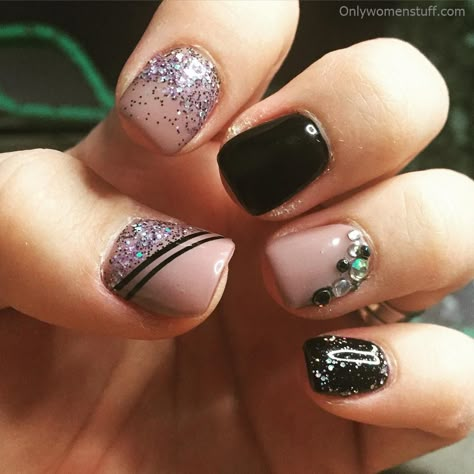 Dark Gel Nails, Latest Nail Designs, Nail Designs Pictures, Gel Nail Art Designs, Cute Nail Art Designs, Short Nails Art, Pretty Nail Designs, Latest Nail Art, Nails Polish