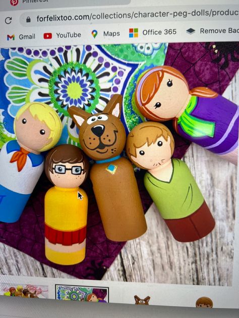 Peg Doll Characters, Velma Daphne, Daphne And Fred, The Mystery Machine, Mystery Machine, Custom Character, Wood Peg Dolls, Peg People, Clothespin Dolls