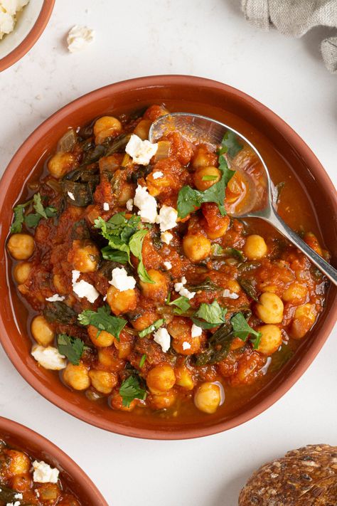 Stewed Chickpeas, Moroccan Chickpea Stew, Moroccan Stew, Moroccan Chickpea, Bowl Of Rice, Chickpea Stew, Vegetarian Recipe, Vegetable Puree, Moroccan Food