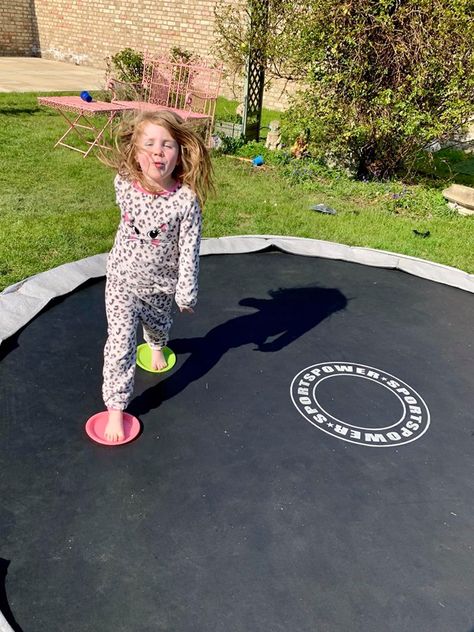 6 Easy Games To Play on a Trampoline - A Suffolk Mum Fun Games To Play On A Trampoline, Tricks For Trampoline, How To Make Your Trampoline More Bouncy, Spring Free Trampoline, Garden Trampoline, Games To Play Outside, Trampoline Games, Small Trampoline, Vuly Trampoline