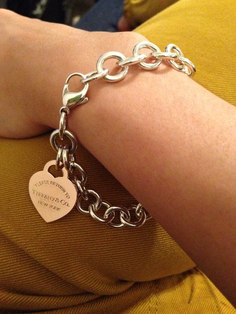 Return To Tiffany Aesthetic, Tiffany Bracelet Aesthetic, Tiffany Chain Bracelet, Heart Bracelet Aesthetic, Tiffanys Bracelet, Bracelet Tiffany And Co, Tiffany And Co Heart Bracelet, Tiffany Heart Bracelet, Return To Tiffany Bracelet