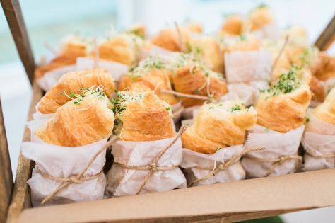 French Market Baby Shower | Photography: Brooke Images - brookeimages.com Sandwiches Ideas, Baby Shower Brunch Food, French Baby Shower, French Party, Baby Shower Menu, Baby Shower Photography, Baby Shower Brunch, Spring Baby Shower, Ideas Food